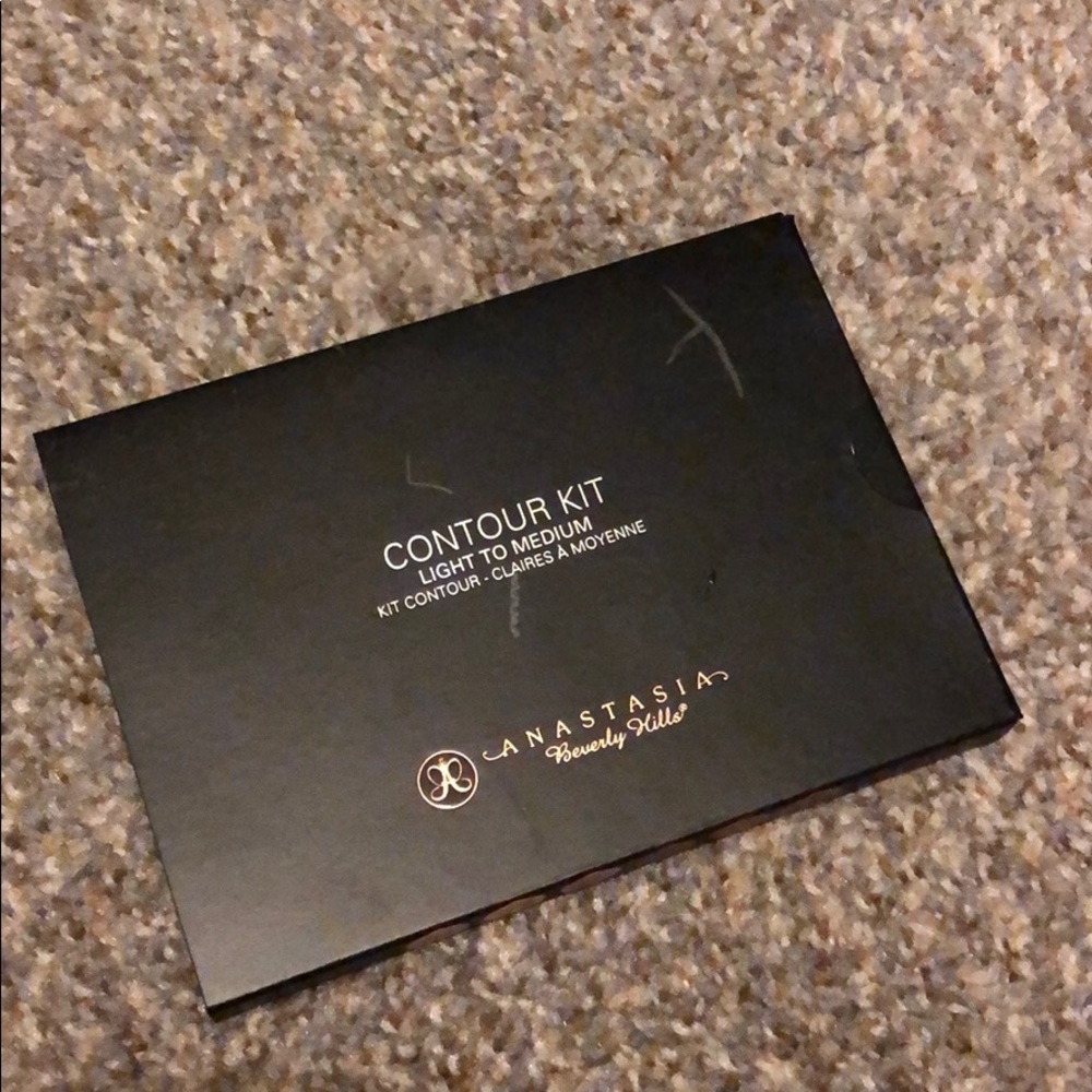 Anastasia Beverly Hills Contour Powder Kit - Picture 4 of 6